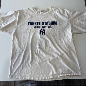Vintage Lee Sport Cream Crewneck Tee - New York Yankees -Size XXL